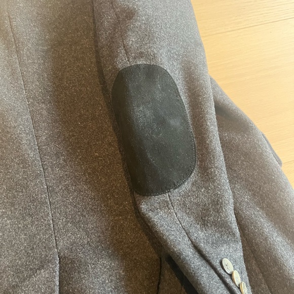 Luigi Bianchi Mantova x Harry Rosen coat. Men’s size medium . Dark gray. - Picture 4 of 5